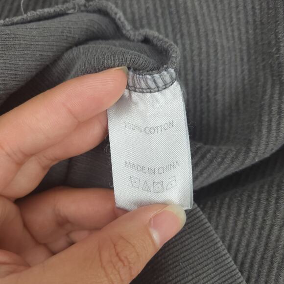 Chicka-d Men's MIT 1/4 Zip & Crewneck Sweatshirt Bundle Sz Small Gray & Cream - Picture 15 of 16